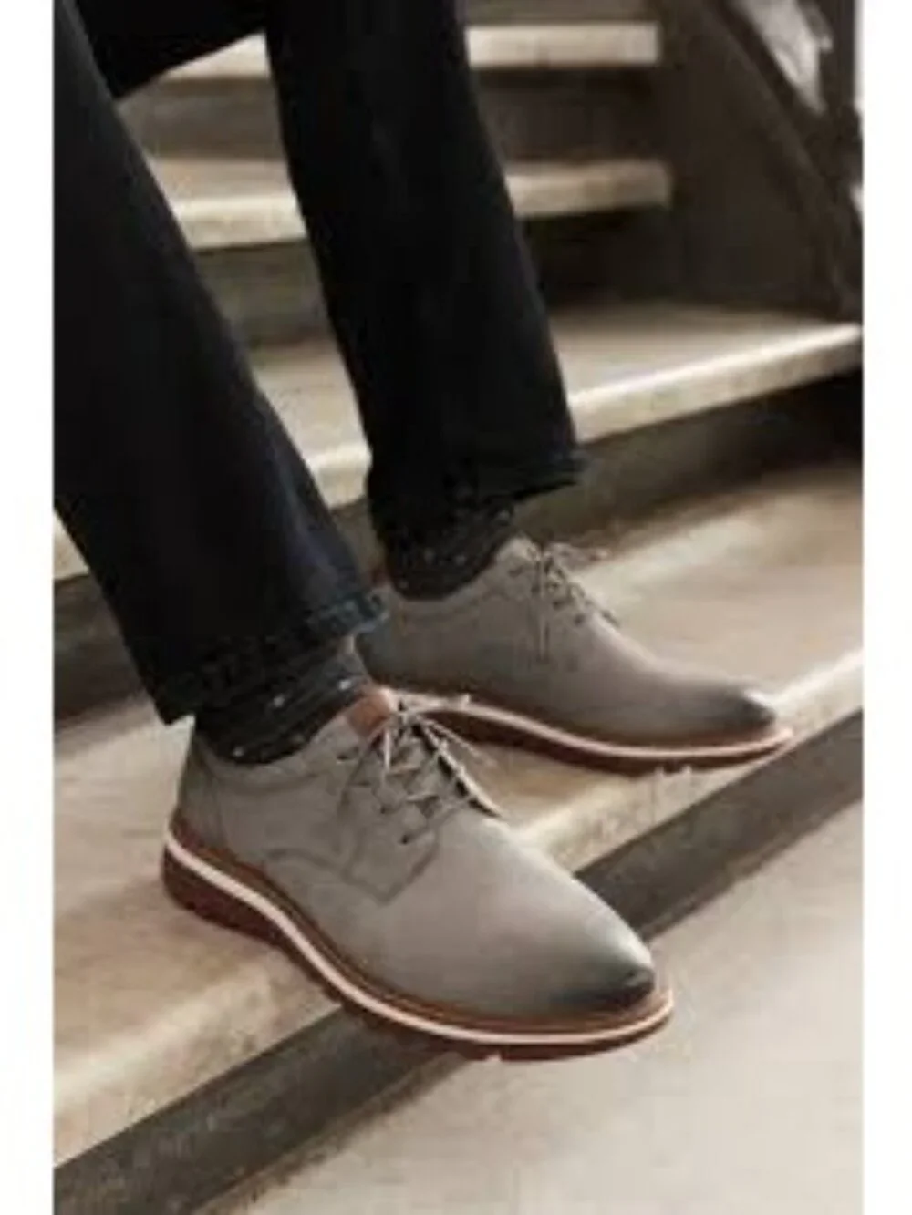 Johnston & Murphy Men's Braydon Plain Toe in Gray Oiled Nubuck Size 8M